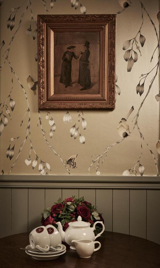 Monkstadt 1745 Restaurant With Rooms ポートリー エクステリア 写真